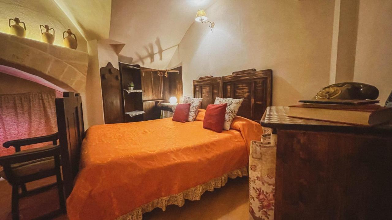 Novecento Room And Breakfast Puglia Massafra Bagian luar foto