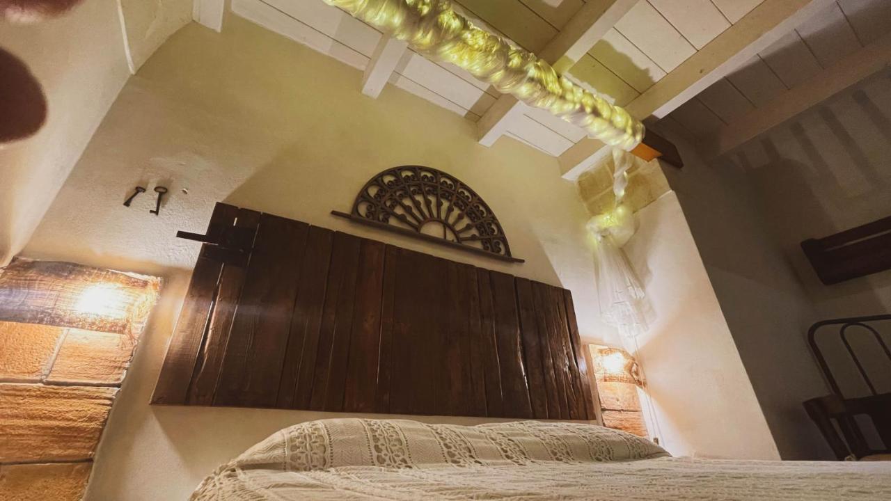 Novecento Room And Breakfast Puglia Massafra Bagian luar foto