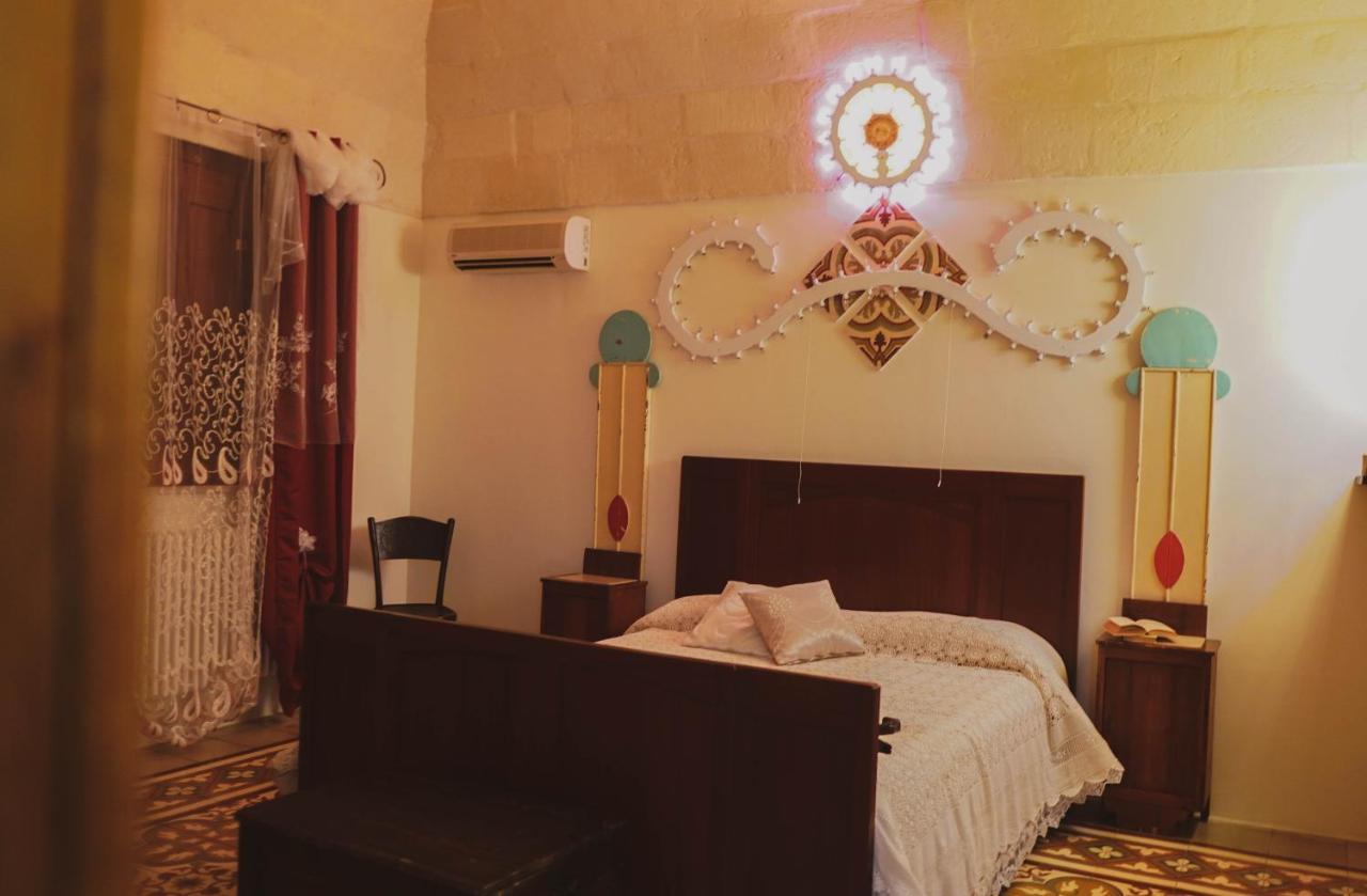 Novecento Room And Breakfast Puglia Massafra Bagian luar foto